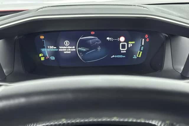 Peugeot e-2008 (2022) thumbnail 20