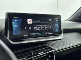 Peugeot e-2008 (2022) thumbnail 22