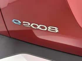 Peugeot e-2008 (2022) thumbnail 29