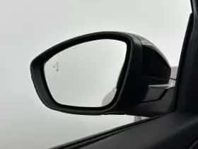 Peugeot e-2008 (2022) thumbnail 31