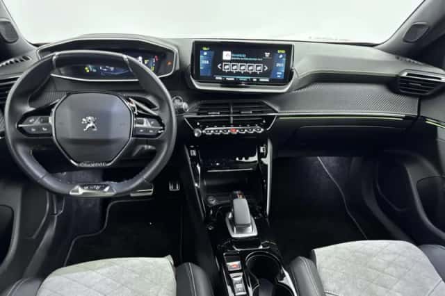 Peugeot e-2008 (2022) thumbnail 7