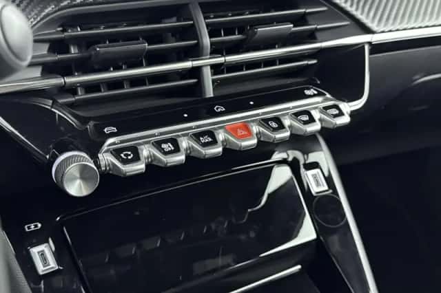 Peugeot e-2008 (2025) thumbnail 25