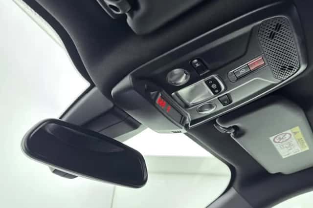 Peugeot e-2008 (2025) thumbnail 27