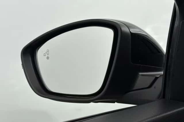 Peugeot e-2008 (2025) thumbnail 29