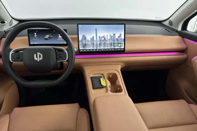 Leapmotor C10 (2025) thumbnail 6