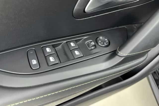 Peugeot 208 (2023) thumbnail 16