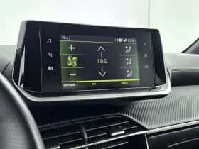 Peugeot 208 (2023) thumbnail 23