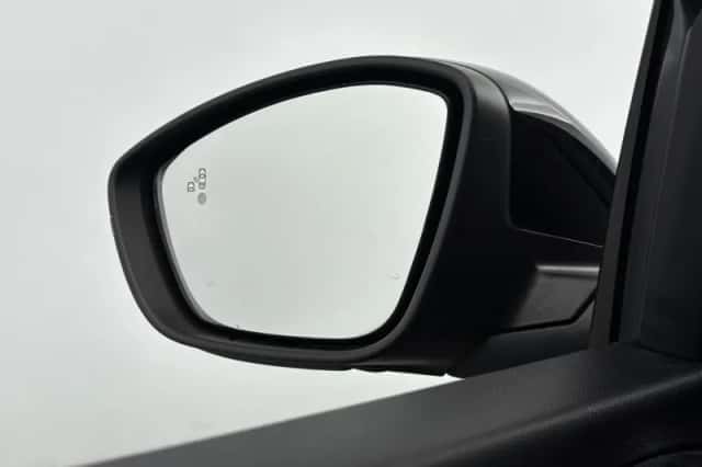 Peugeot 208 (2023) thumbnail 29