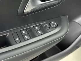 Peugeot 208 (2025) thumbnail 16