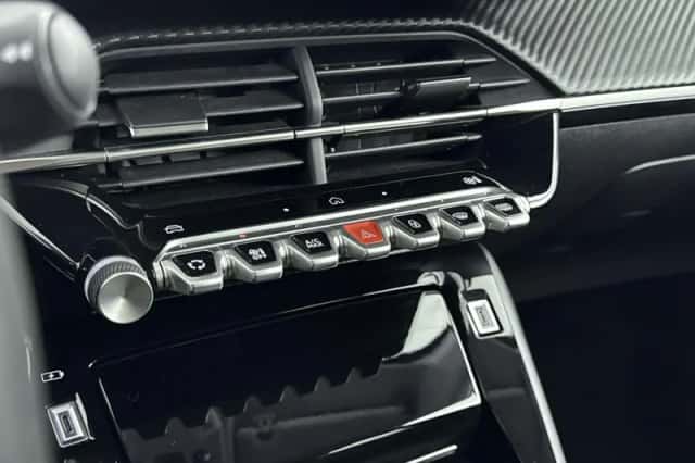 Peugeot 208 (2025) thumbnail 24