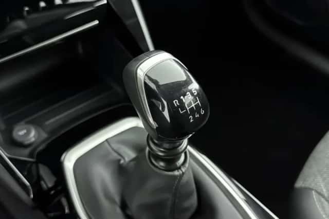 Peugeot 208 (2025) thumbnail 25