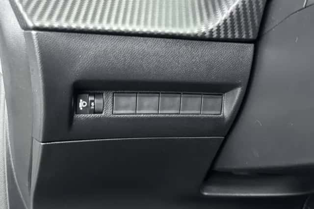 Peugeot 208 (2025) thumbnail 29