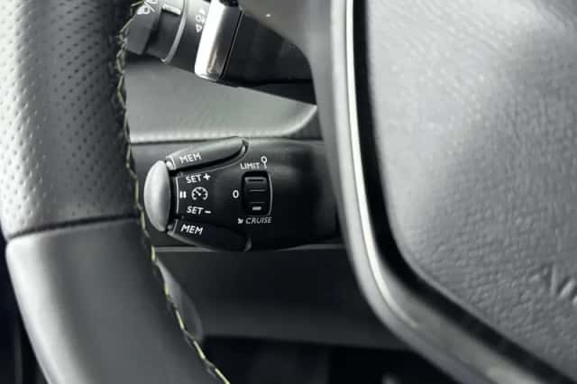 Peugeot 208 (2024) thumbnail 19