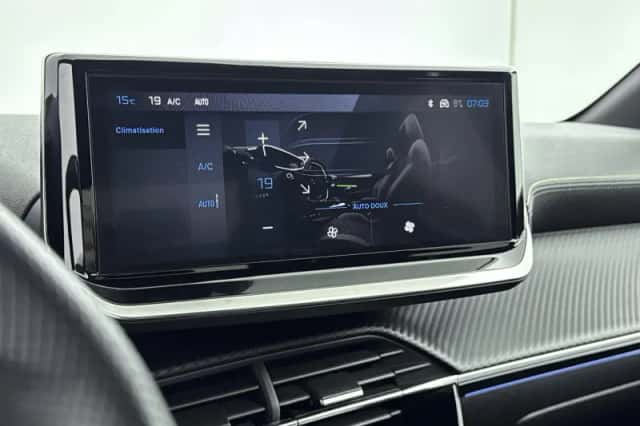 Peugeot 208 (2024) thumbnail 23