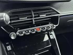 Peugeot 208 (2024) thumbnail 24