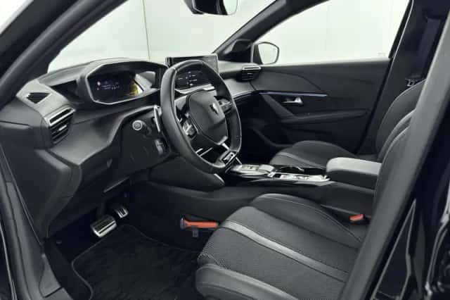Peugeot 208 (2024) thumbnail 5