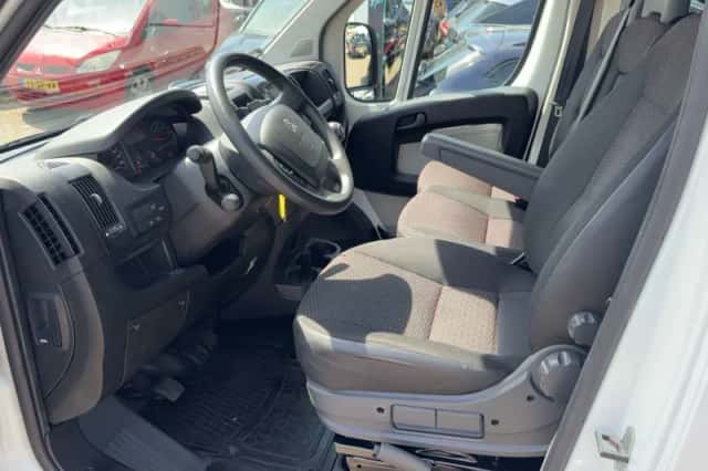 Peugeot Boxer (2019) thumbnail 7