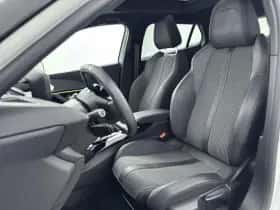 Peugeot e-2008 (2022) thumbnail 7