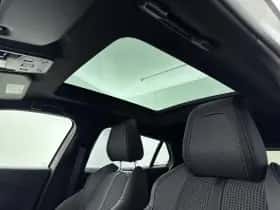 Peugeot e-2008 (2022) thumbnail 9