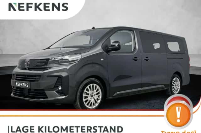 Peugeot E-Traveller (2025) thumbnail 1