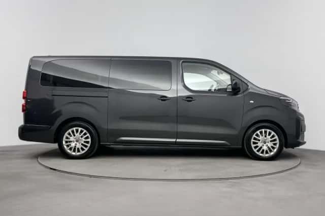 Peugeot E-Traveller (2025) thumbnail 12