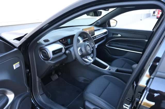 Jeep Avenger (2025) thumbnail 13