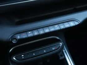 Jeep Avenger (2025) thumbnail 39