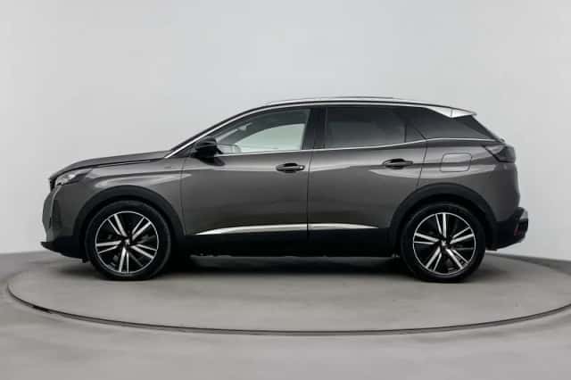 Peugeot 3008 (2022) thumbnail 2