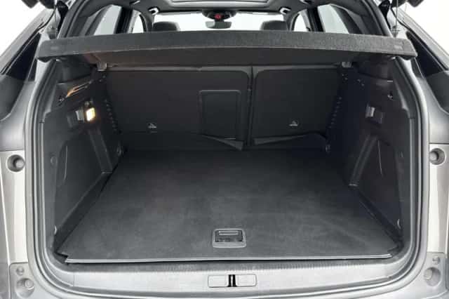 Peugeot 3008 (2022) thumbnail 16