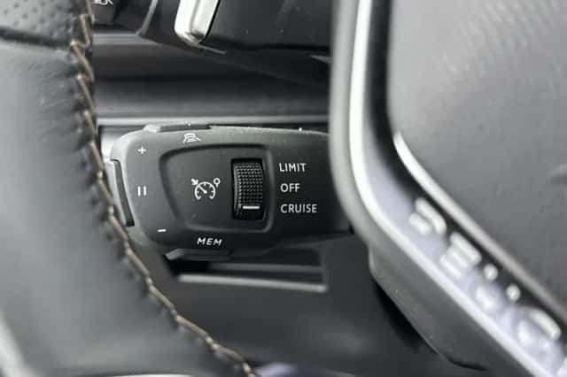 Peugeot 3008 (2022) thumbnail 20