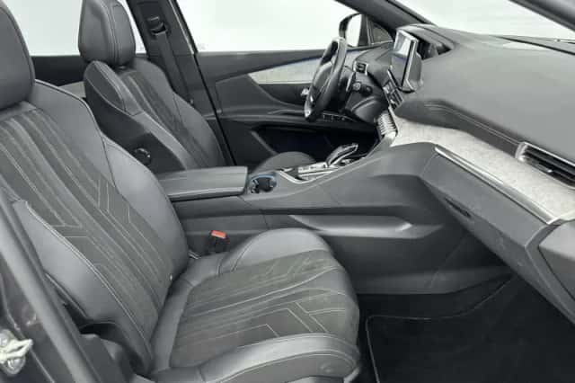 Peugeot 3008 (2022) thumbnail 36
