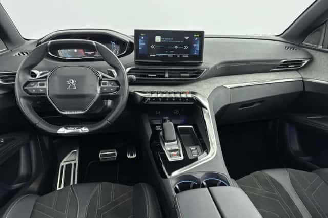 Peugeot 3008 (2022) thumbnail 6