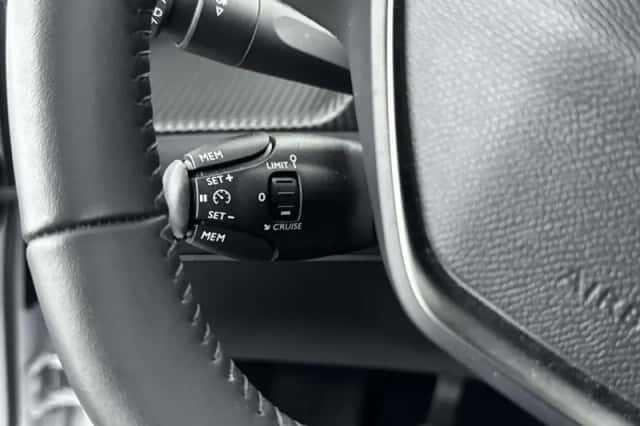 Peugeot 2008 (2025) thumbnail 19