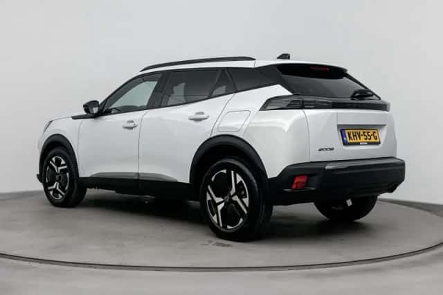 Peugeot 2008 (2025) thumbnail 3