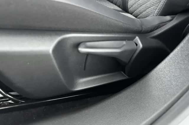 Peugeot 2008 (2025) thumbnail 28
