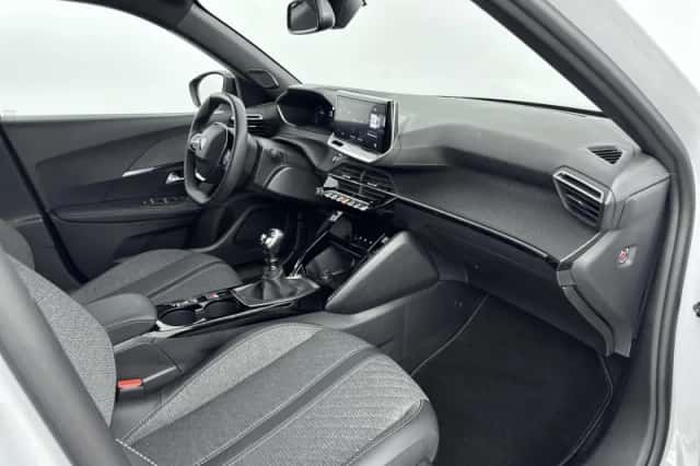 Peugeot 2008 (2025) thumbnail 7