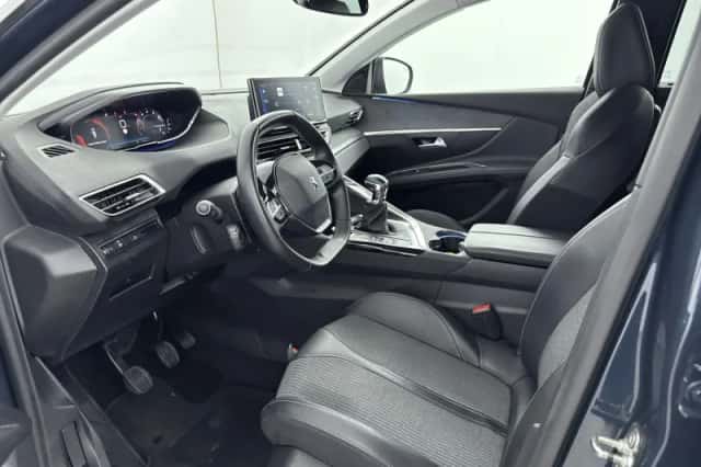 Peugeot 5008 (2021) thumbnail 5