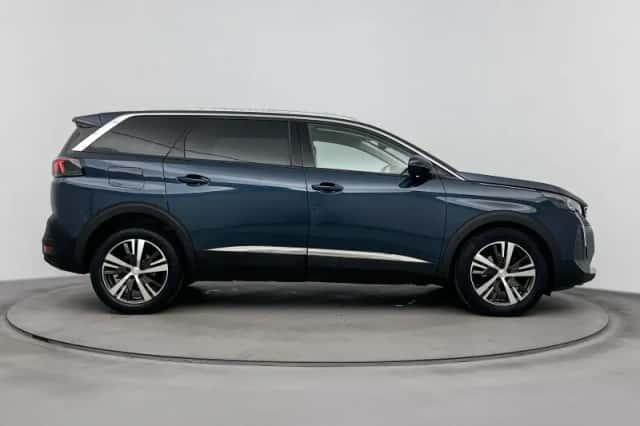 Peugeot 5008 (2021) thumbnail 10