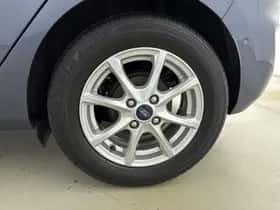 Ford Fiesta (2020) thumbnail 32