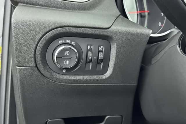 Opel Grandland X (2021) thumbnail 30