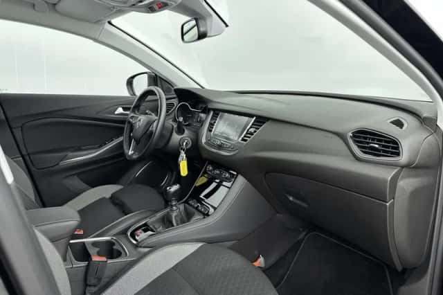 Opel Grandland X (2021) thumbnail 8
