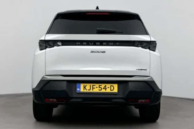 Peugeot 5008 (2025) thumbnail 3
