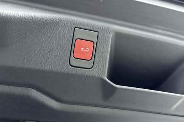 Peugeot 5008 (2025) thumbnail 27