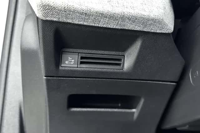 Peugeot 5008 (2025) thumbnail 31
