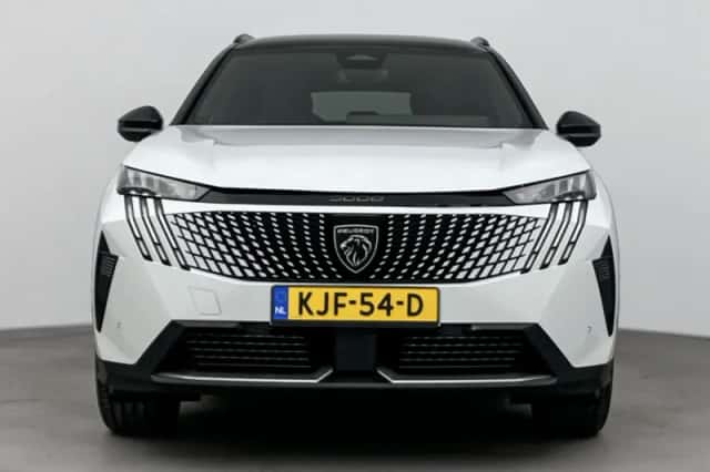 Peugeot 5008 (2025) thumbnail 8