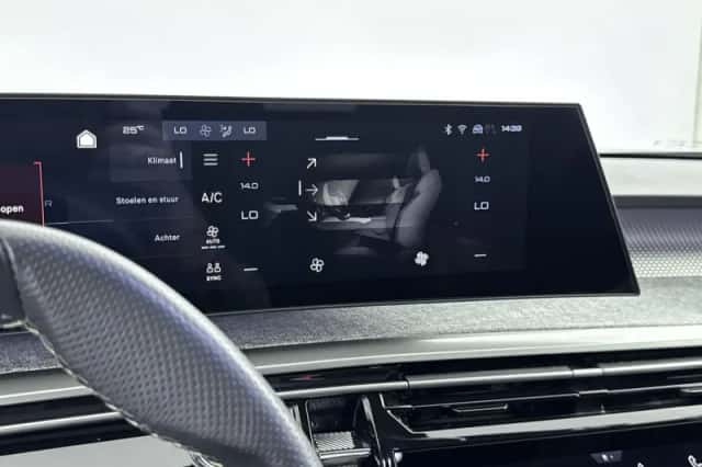 Peugeot 5008 (2025) thumbnail 3