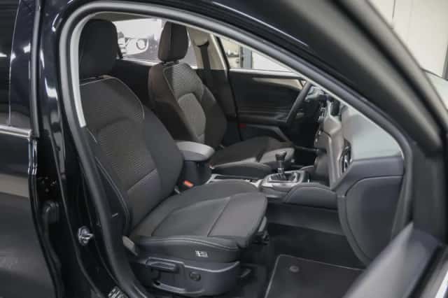 Ford Focus (2021) thumbnail 13