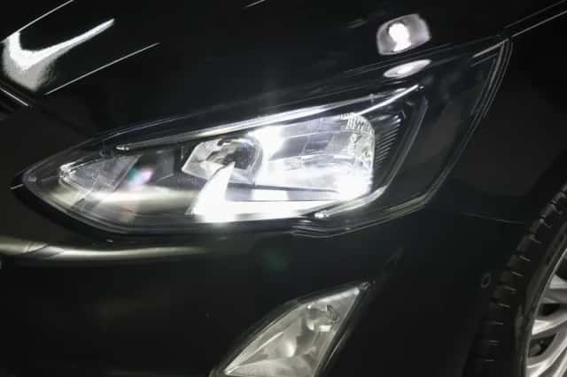 Ford Focus (2021) thumbnail 22