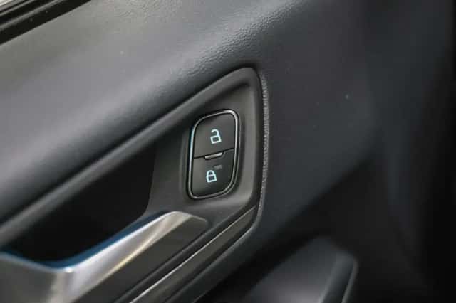 Ford Focus (2021) thumbnail 24