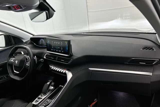 Peugeot 3008 (2022) thumbnail 12